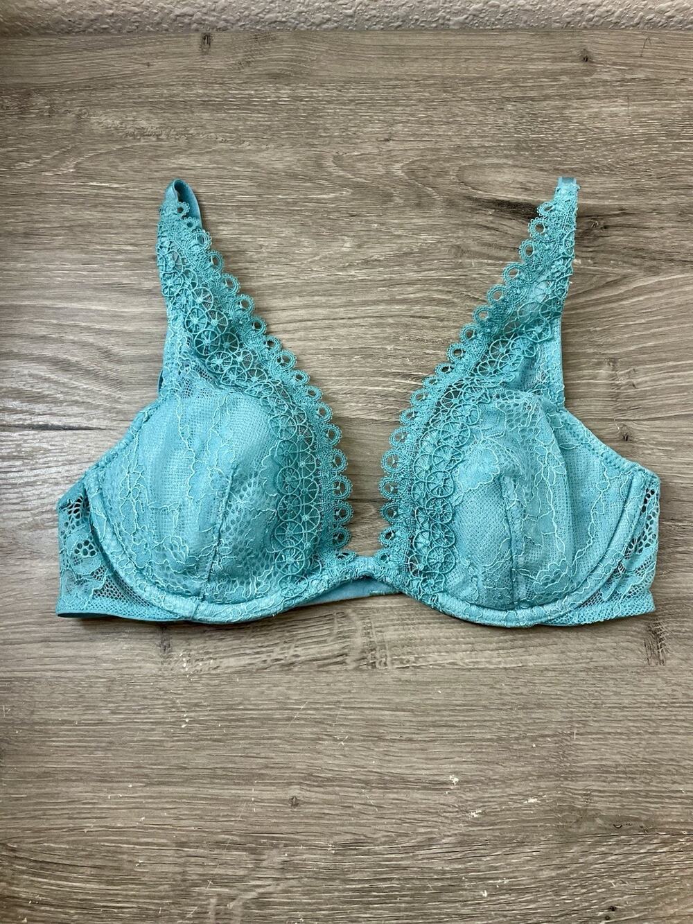 Victoria's Secret Very Sexy Unlined Plunge Bra 32C Lace Teal Mint 361691-9U6